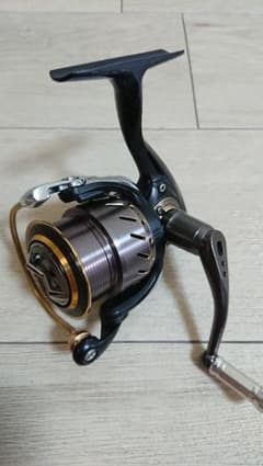 メガバス LUVITO 256C スピニングリール ラビットのサムネイル