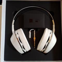 FPS F01W Bluetooth ヘッドスピーカーのサムネイル