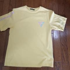 GUESS半袖Tシャツのサムネイル