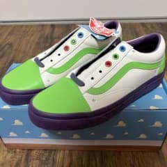 VANS x 토이 스토리 버즈 라이트 이어 OLD SKOOL 디즈니