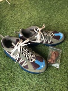 NIKEエアフマラのサムネイル