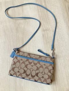 COACH コーチ　ショルダーバッグのサムネイル