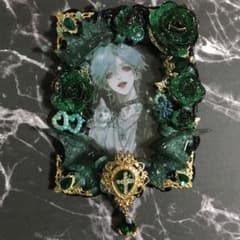 送料込】021 ホイップデコ グリーン B8 硬質ケース 薔薇 悪魔の羽 王冠