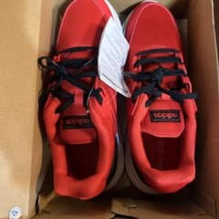 のりさん専用未使用　adidas レッド スニーカーのサムネイル