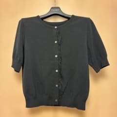 FOXEY フォクシー 半袖カーディガン ブラック フリルデザイン FOXEY フォクシー 半袖カーディガン ブラック フリルデザイン - メルカリ