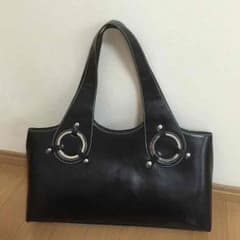 ショルダーバッグのサムネイル