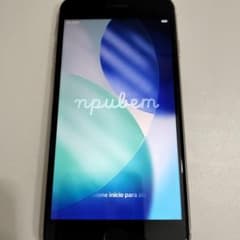 タ*坊様 iPhone SE3 64GB スターライト SIMフリー バッテリーのサムネイル
