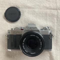 Canon AV-1 / FD 50mm F1.8 フィルムカメラのサムネイル