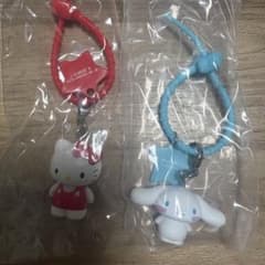 サンリオ ななほしカラフルマルチチャーム　キティ　シナモロール　2点セットのサムネイル