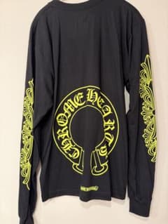 新品のCHROME HEARTS ネオンイエローロゴ 長袖Tシャツ - メルカリ