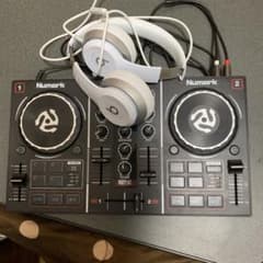 DJ ターンテーブル　numarkのサムネイル