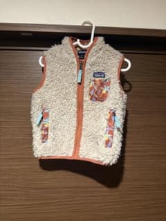 patagonia フリースベスト 2T 美品 - メルカリ