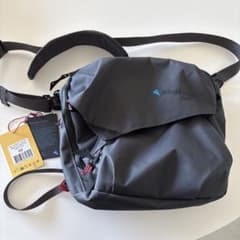 KLATTERMUSEN GAUT MESSENGER BAGガウト黒Raven - メルカリ