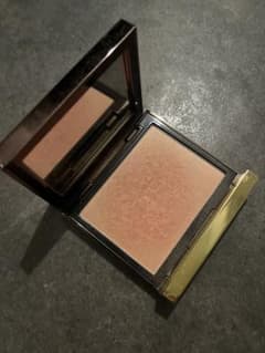 TOM FORD チーク カラー / 01 フランティック ピンクのサムネイル