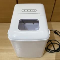 楽ちん♪自動高速製氷機 ！！VS-ICE05 ホワイト【送料込】のサムネイル
