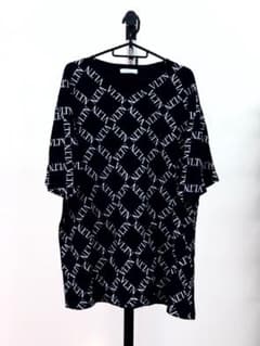 VALENTINO ロングTシャツのサムネイル