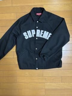 Supreme ブラック ロゴアウター　sサイズのサムネイル