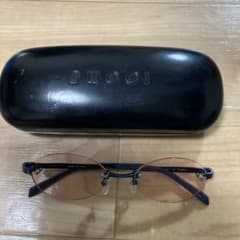 GUCCI メガネ　ケース付きのサムネイル