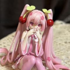 桜ミク フィギュアのサムネイル
