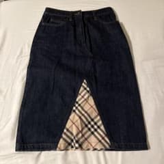 【未使用】Burberry ダークブルー （インディゴ）デニムスカートのサムネイル
