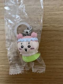 映画ちいかわ　入場者特典 チャームミニフィギュア めじるし 古本屋　カニちゃんのサムネイル
