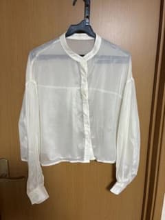JUNOAH アイボリー シースルー長袖シャツのサムネイル