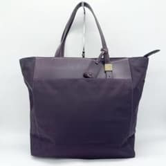 【特大容量/A4可】tumi トートバッグ　ラーキン　ナイロン　レザー　ロゴ金具 特大容量/A4可】tumi トートバッグ ラーキン ナイロン レザー ロゴ金具