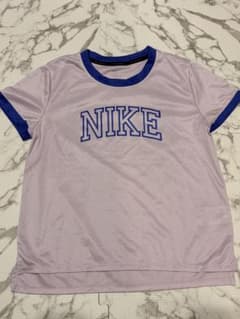NIKE 半袖 Tシャツ ライトパープル Lサイズ　レディースのサムネイル