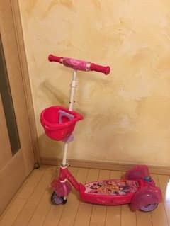 値下げ 美品 キックボード ディズニー プリンセス 女の子のサムネイル