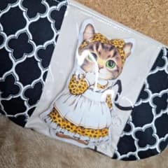 コヤンイサムチョン 猫ポーチ - メルカリ