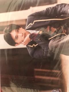 吉沢亮 公式写真のサムネイル