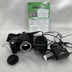Nikon D40X with 18-55mm lens (B677)
