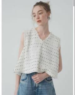 メゾンドドルチェ　candy tweed vest ホワイトのサムネイル