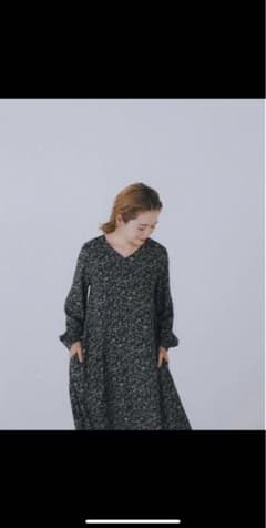 EiiS サラサラリラックスVネックフレアワンピース　高山直子　グローバルワークのサムネイル