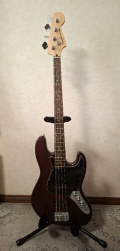 特価) Squier by Fender JAZZBASS 「順反りジャンク」 - メルカリ