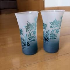 彩色霞彫りのグラスですのサムネイル