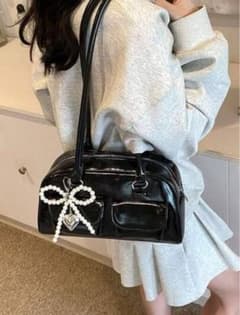 SHEIN リポンパーツ付きショルダーバッグのサムネイル