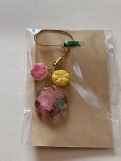 【華やか和菓子のアクセサリー】キーホルダーのサムネイル