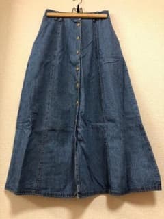 美品　デニムロングスカートのサムネイル