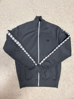 チヤたんさん専用】FRED PERRY トラックジャケット グレー s - メルカリ