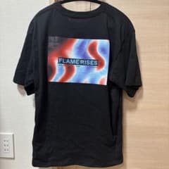 LE SSERAFIM Flame Rises tシャツのサムネイル