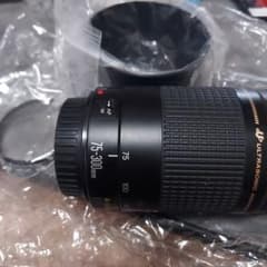 最終値下げ　Canon望遠レンズ75-300のサムネイル