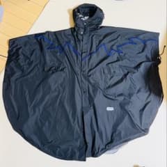 【週末値下げ】新品未使用　男女兼用　TOGA×OUTDOOR ポンチョブラック TOGA✖️OUTDOOR PRODUCTS レインポンチョ ブラック - メルカリ