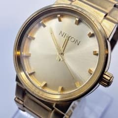 極美品 稼働⭐️NIXON 腕時計 ゴールド メンズ クォーツ ロゴ 存在感 