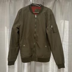 Bershka MA-1のサムネイル