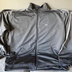 adidas グレー ジップアップジャージのサムネイル