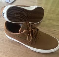 【未使用】Nike SB SHANE スニーカー 革27cm 定価13899円のサムネイル