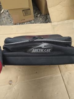 アークティックキャット　トンネルバックのサムネイル