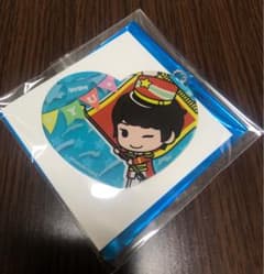 Kiramune 세가 콜라보 카페 하트형 컬러 아크릴 배지 우에무라 유우