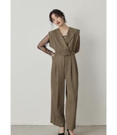 niana スタンドアウトカラーオールインパンツ 2点セット L - メルカリ